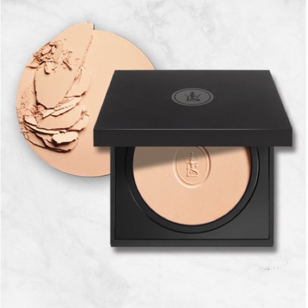 Teint unifiant 20 BEIGE

Natural-finish enhancing powder